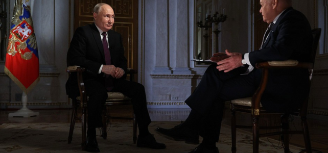 Präsident Putin am 13. März im Interview mit Dmitri Kiselev